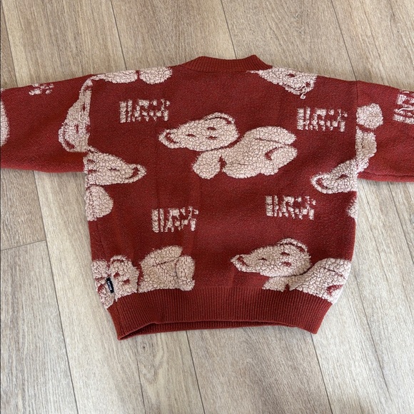 Rusty Red Sweater with Bear Pattern - Picture 6 of 6